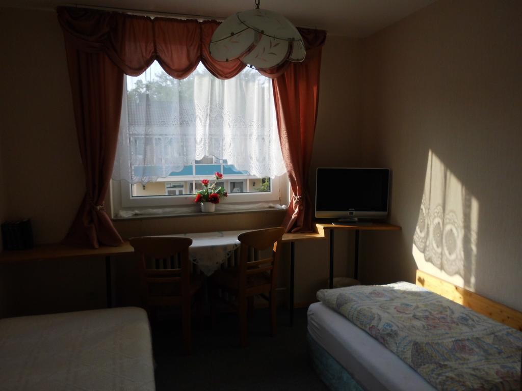 Hotel Garni Am Heuberg 埃施韦格 客房 照片