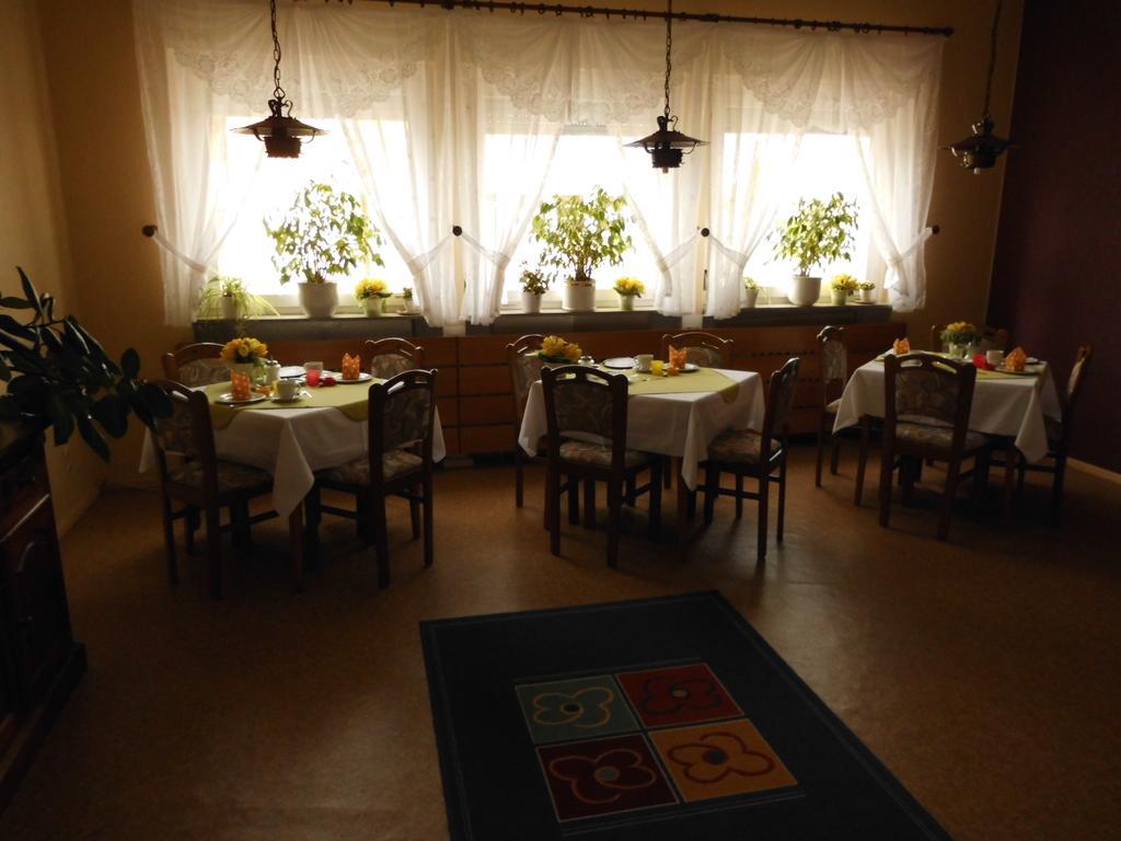 Hotel Garni Am Heuberg 埃施韦格 外观 照片