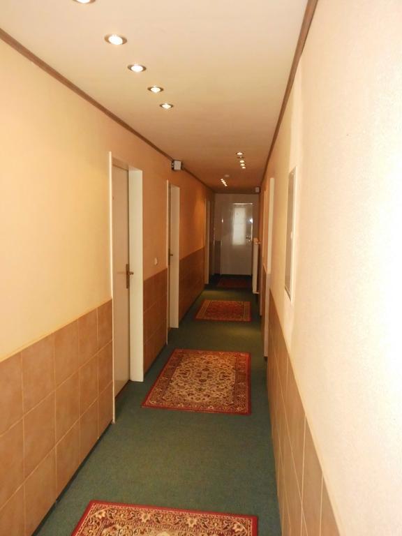 Hotel Garni Am Heuberg 埃施韦格 外观 照片